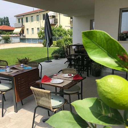 Hotel I Broletti del Garda Pacengo Di Lazise Esterno foto