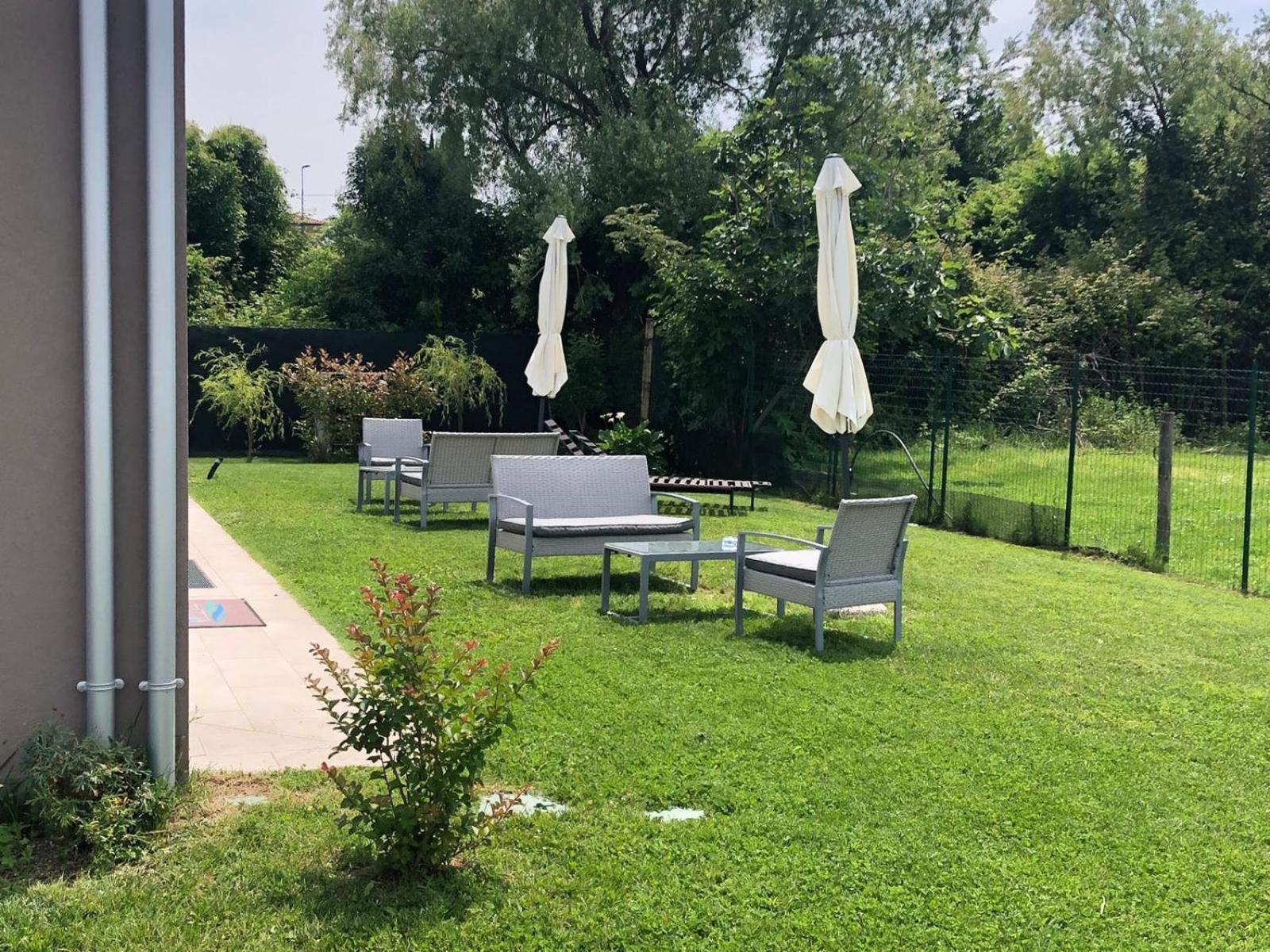 Hotel I Broletti del Garda Pacengo Di Lazise Esterno foto
